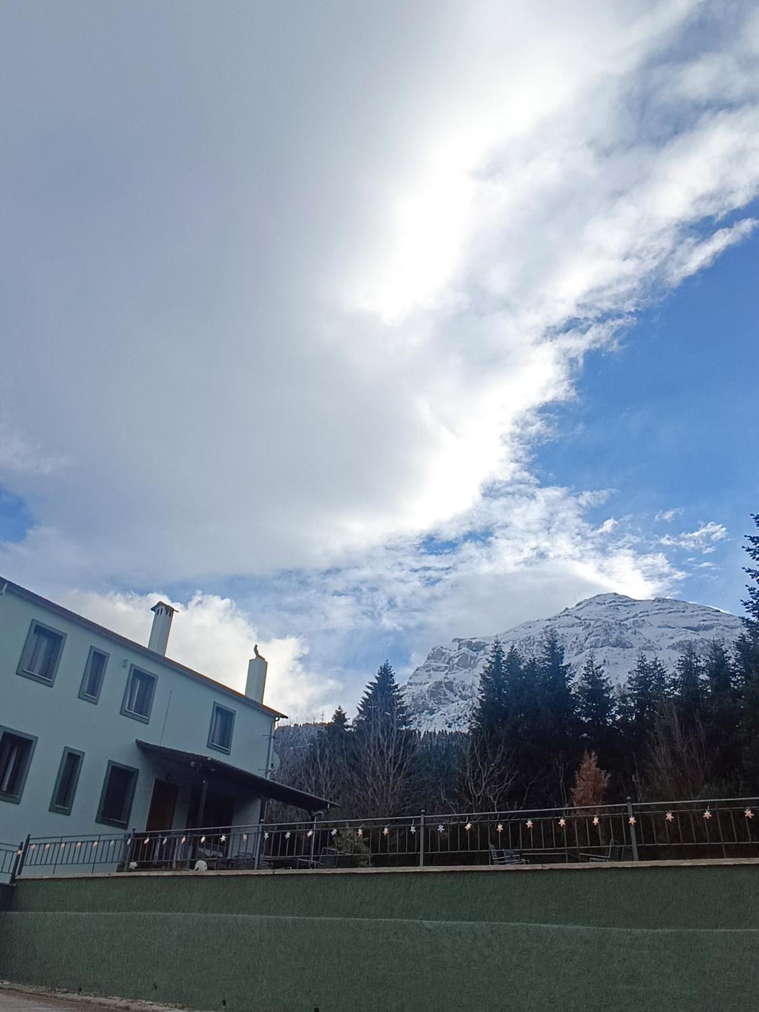 Baldeneige Hotel Pramanta Exterior photo